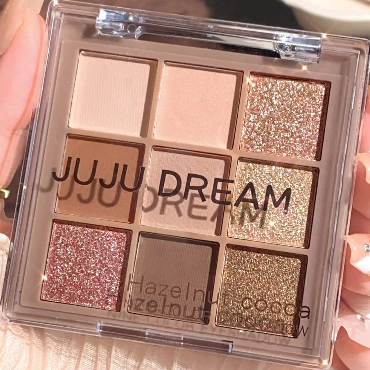 Palette de fards à paupières luxueuse, 9 à 18 couleurs – Mat velours et scintillant | Longue tenue, waterproof | Tons baies, bruns et nude